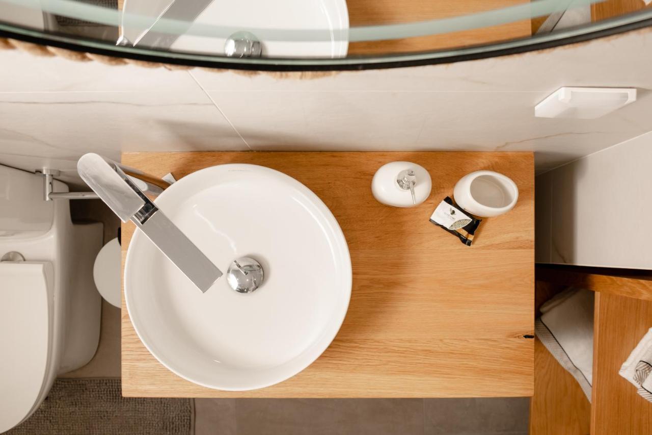 New Luxury Studio In The Heart Of Thiseio. Athènes Extérieur photo